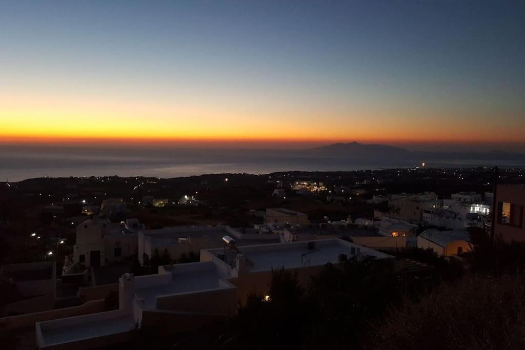 Euphoria Suites & Deluxe Studios Firá Buitenkant foto