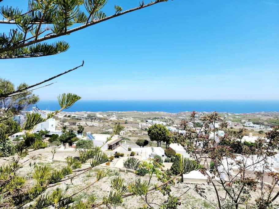 Euphoria Suites & Deluxe Studios Firá Buitenkant foto