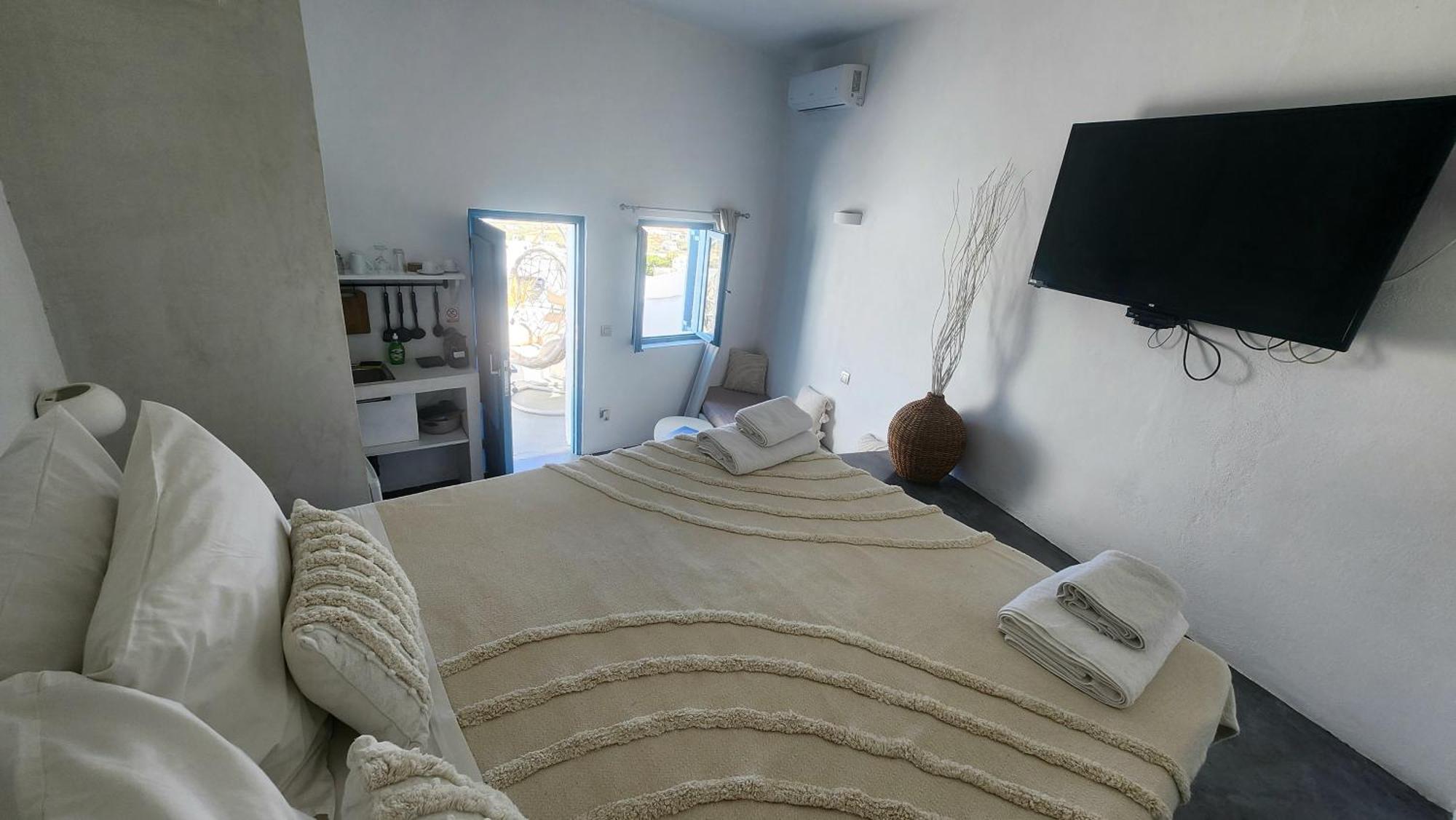 Euphoria Suites & Deluxe Studios Firá Buitenkant foto