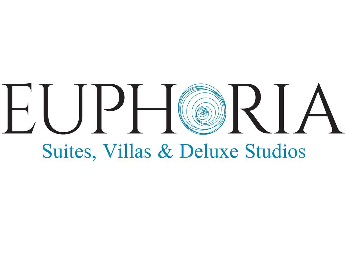 Euphoria Suites & Deluxe Studios Firá Buitenkant foto